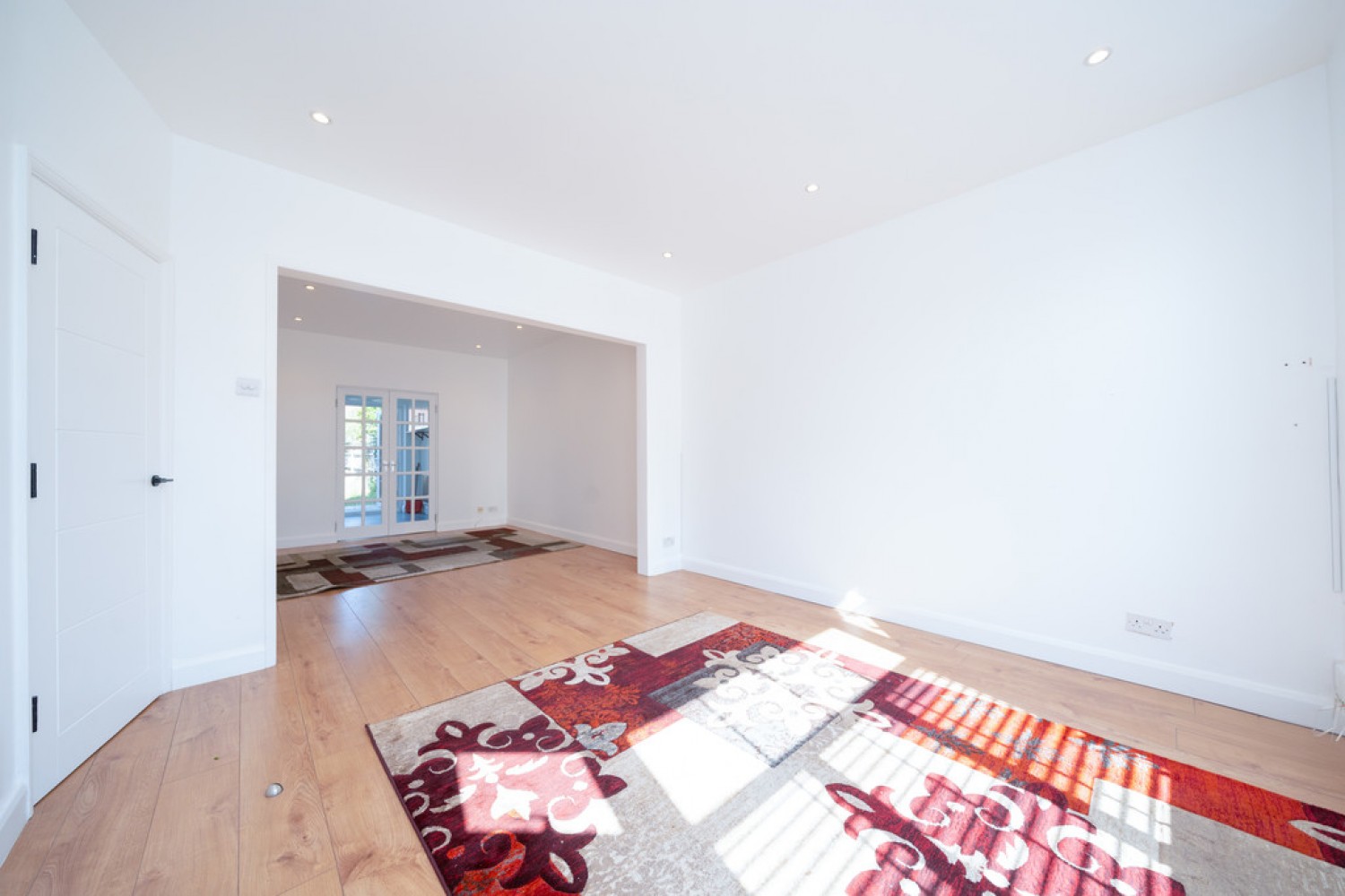 4 bedroom House for Letting Heston Avenue, Hounslow