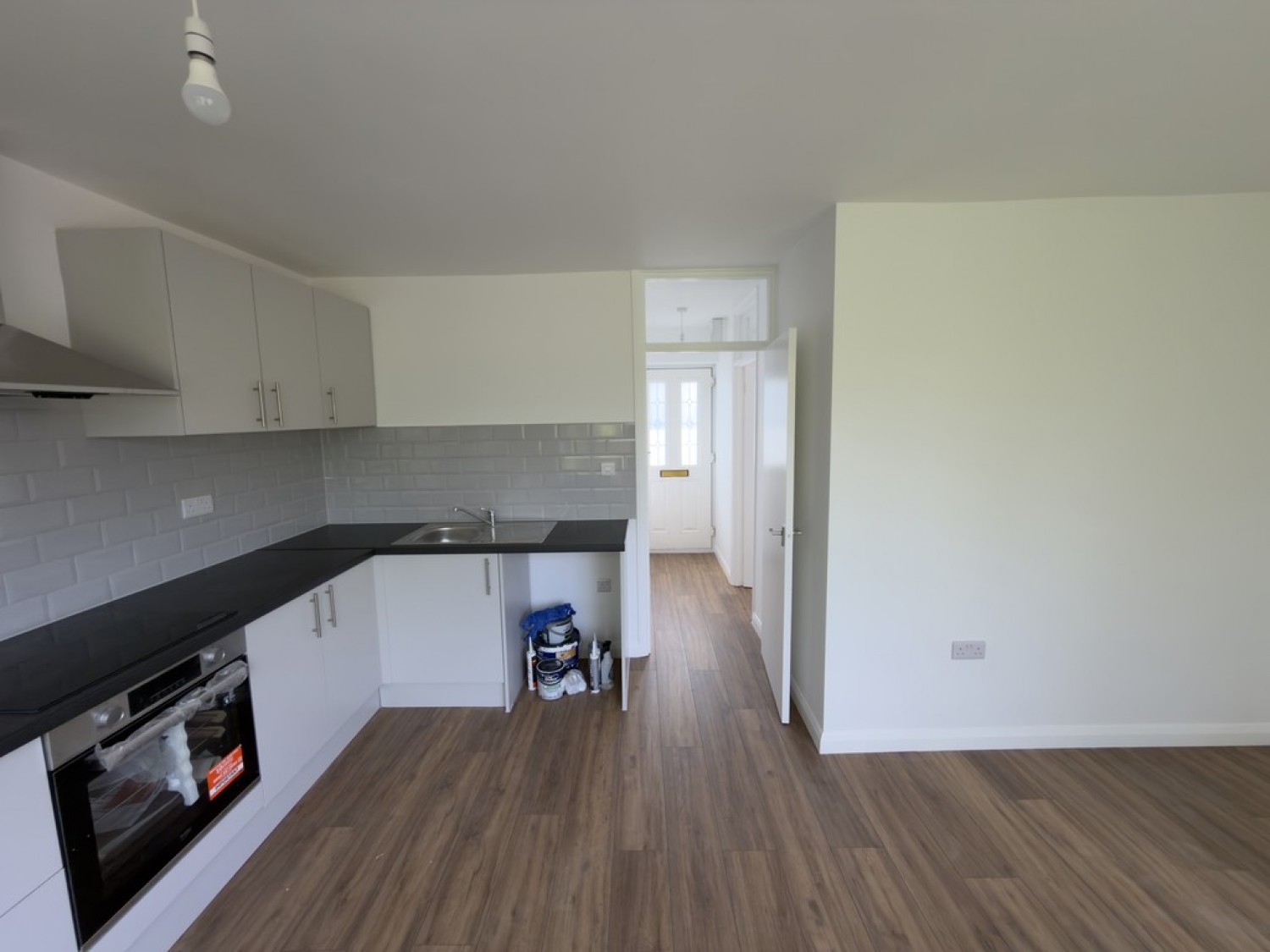 1 bedroom Flat for Letting Sallies Field, Kneller Road, Twickenham