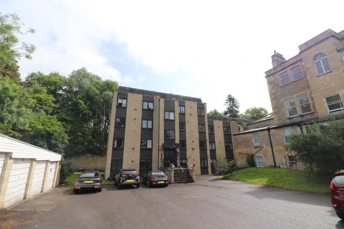 Lamont House, Lambridge Road