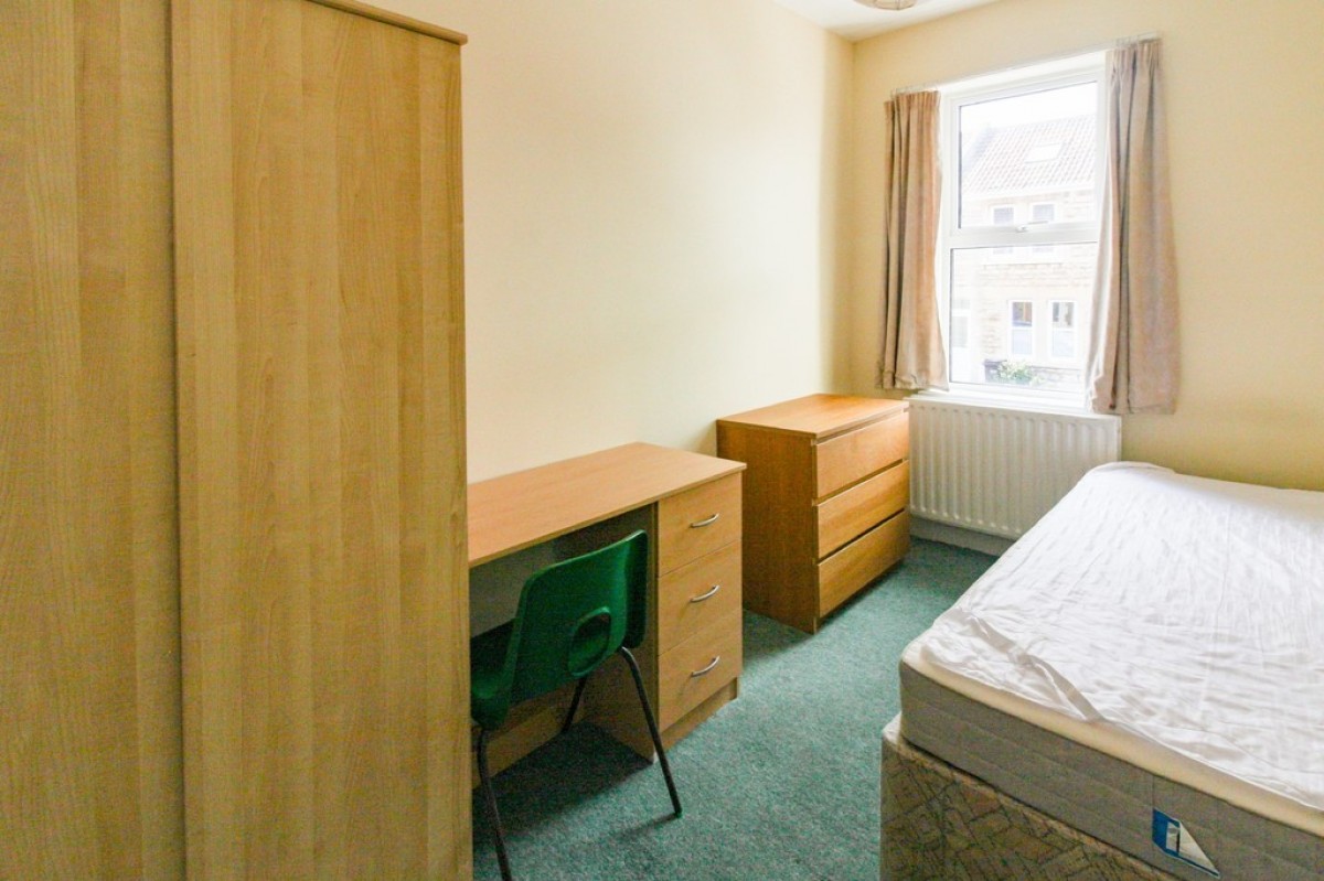 St Kilda's Road, Oldfield Park