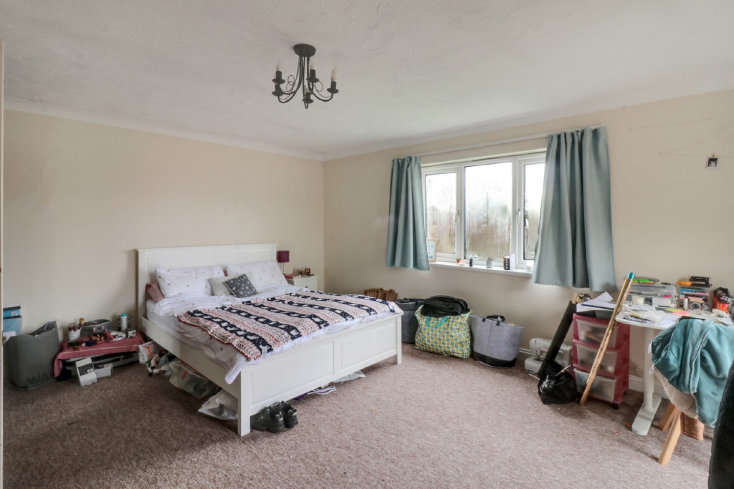 3 bedroom Bungalow for Letting Mount Road, Southdown