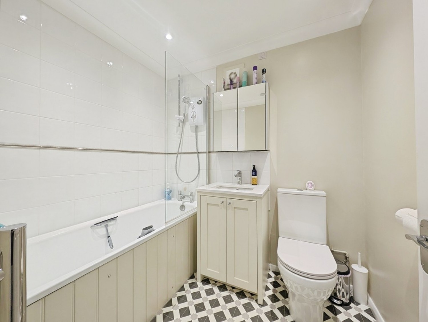 2 bedroom Flat for Letting Pitman Court, Larkhall