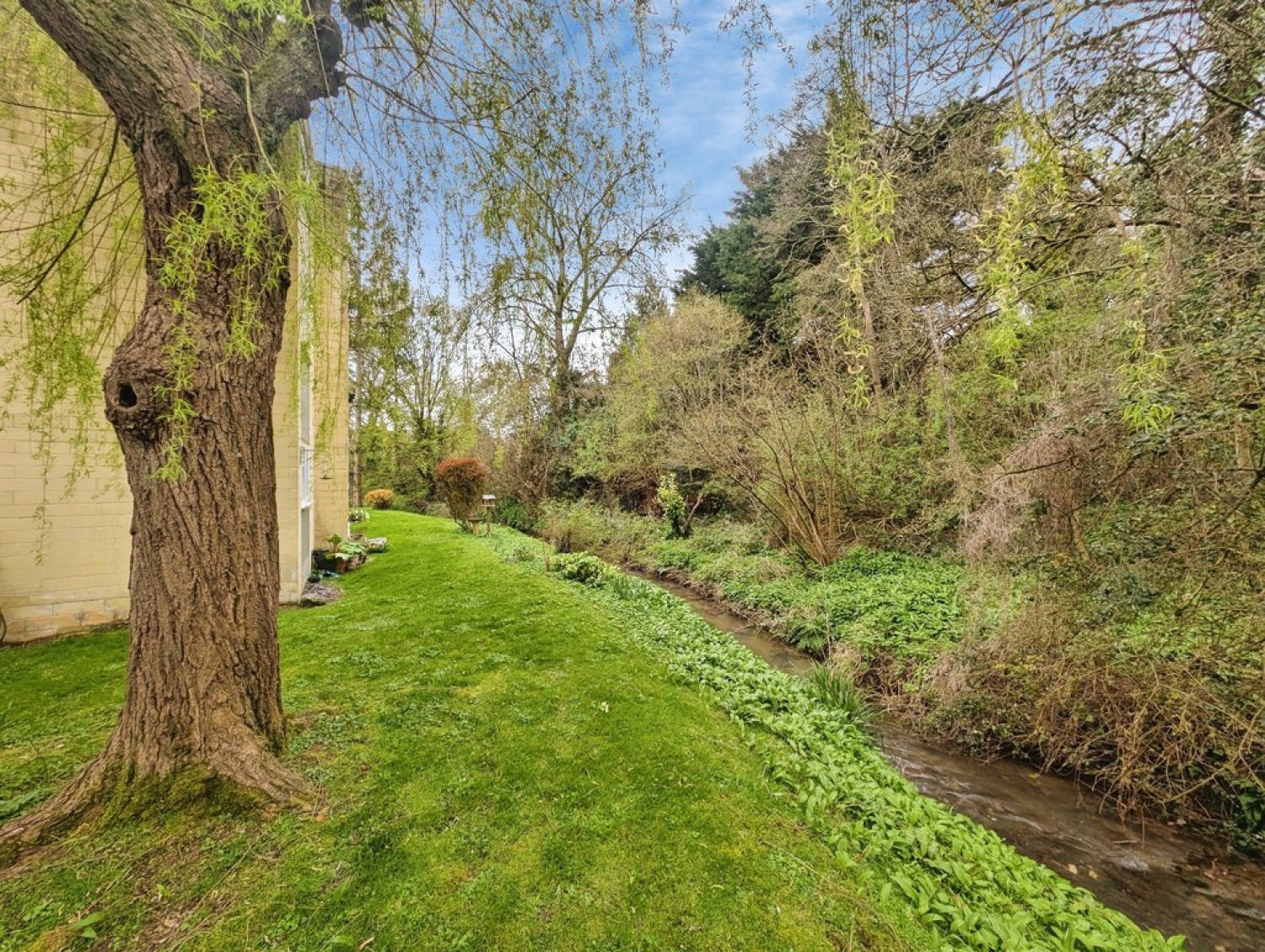 2 bedroom Flat for Letting Pitman Court, Larkhall