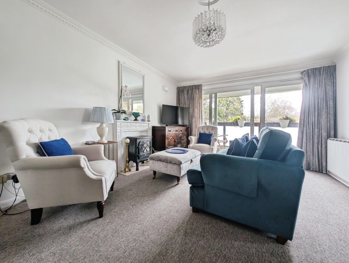 Pitman Court, Larkhall