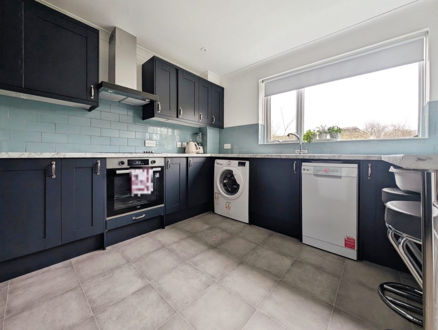 2 bedroom Flat for Letting Pitman Court, Larkhall