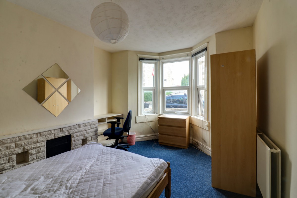 Coronation Avenue, Bath