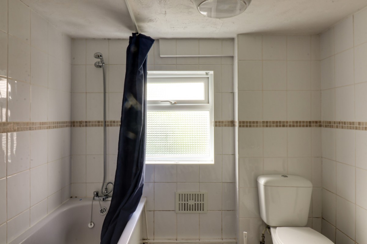 Coronation Avenue, Bath