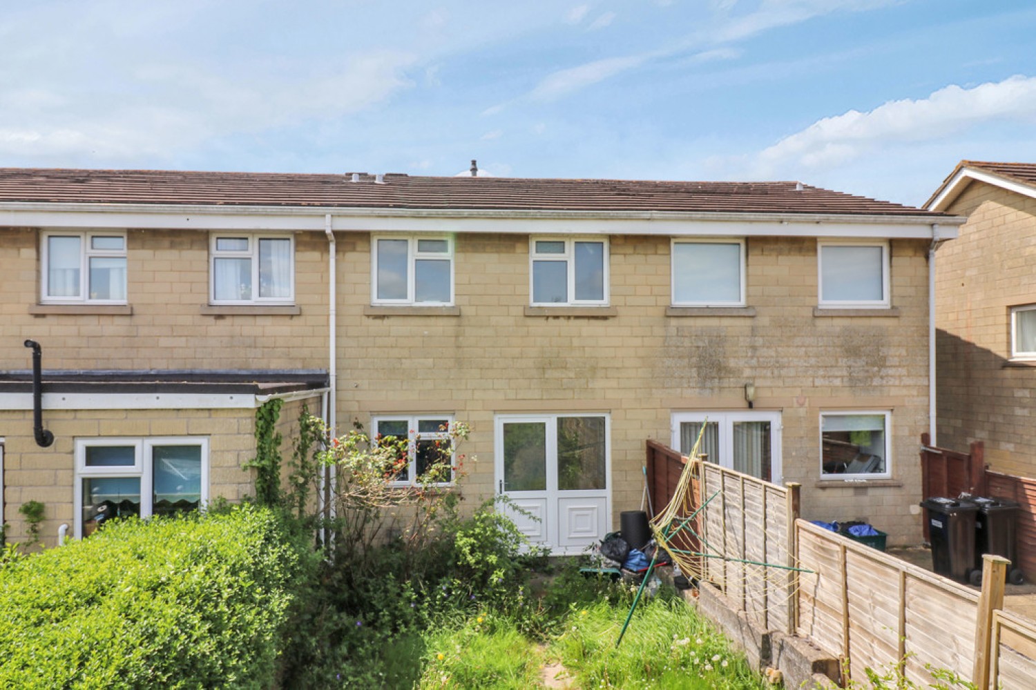 3 bedroom House in Canons Close, Bath