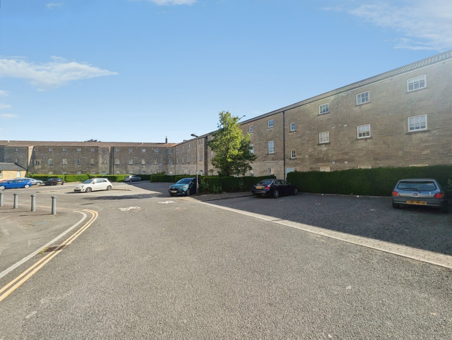 1 bedroom Flat for Letting The Hexagon
