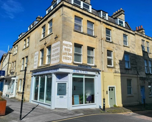 27 Walcot Buildings, London Road