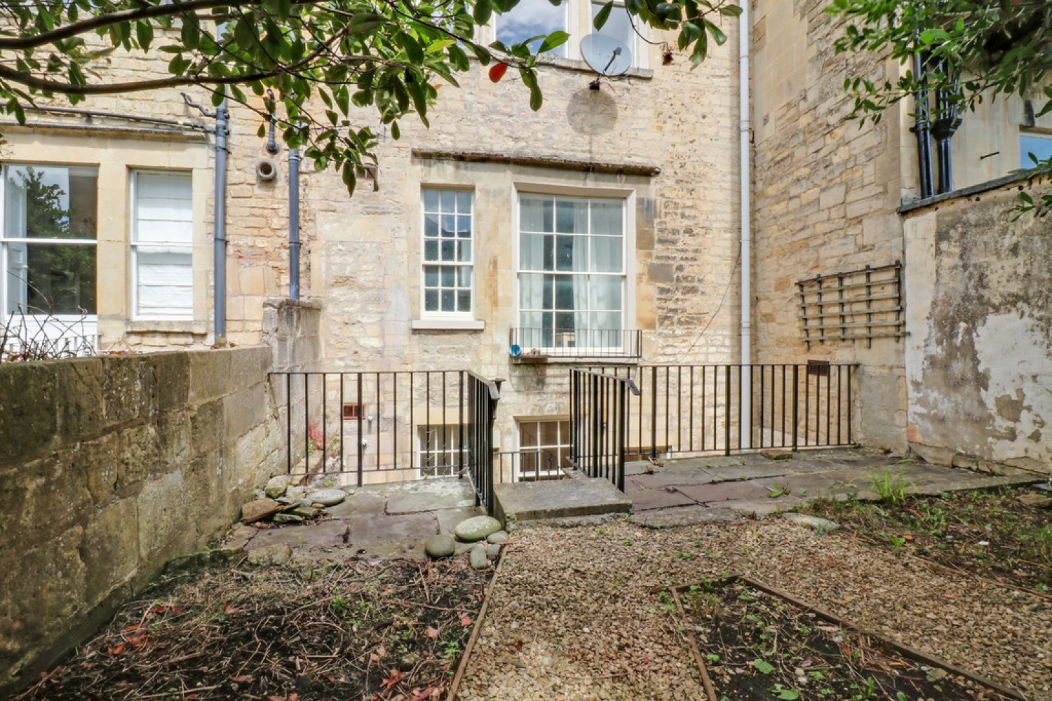 1 bedroom Flat for Letting Alfred Street, Bath