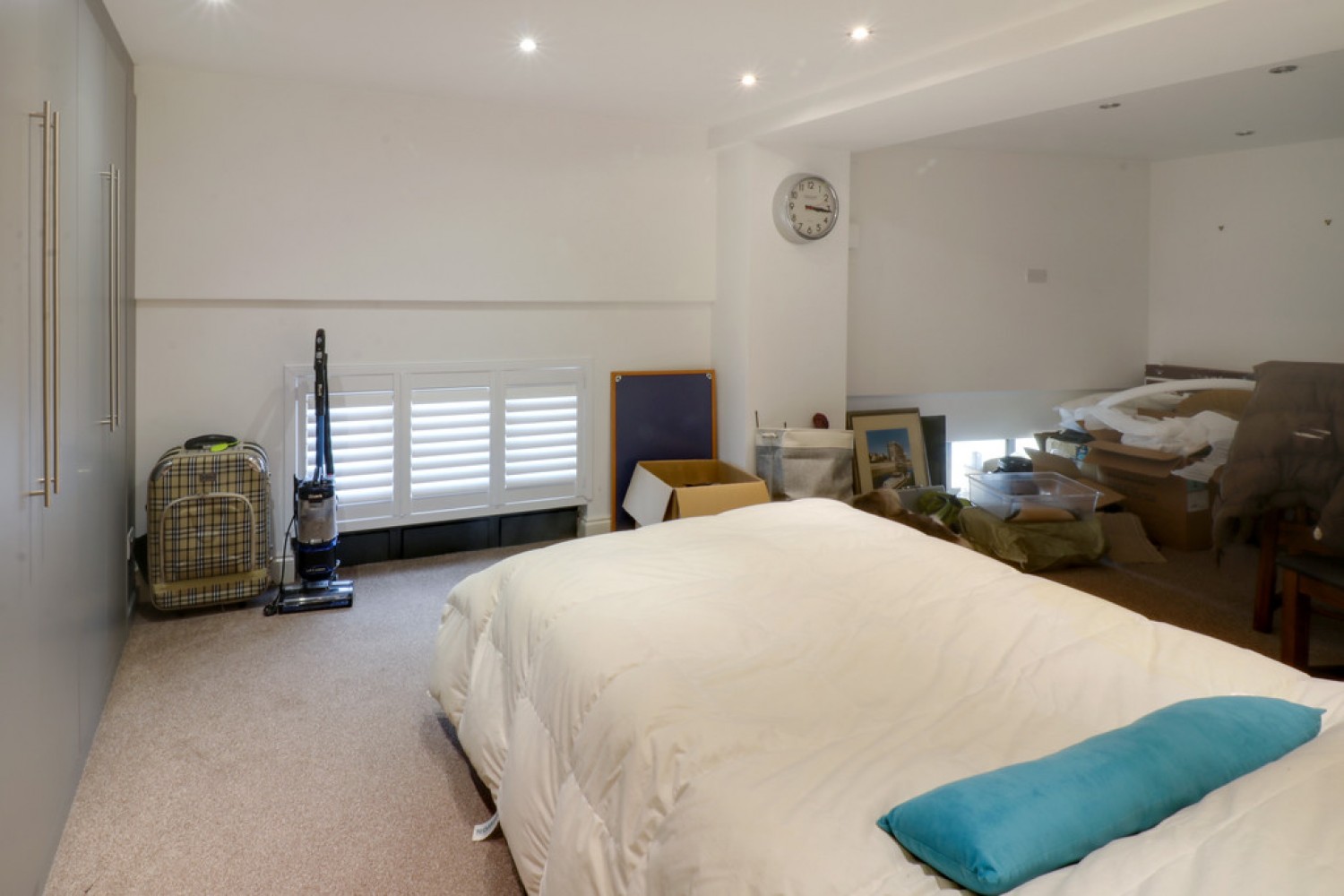 1 bedroom Flat for Letting Waterfront House, Lower Bristol Road