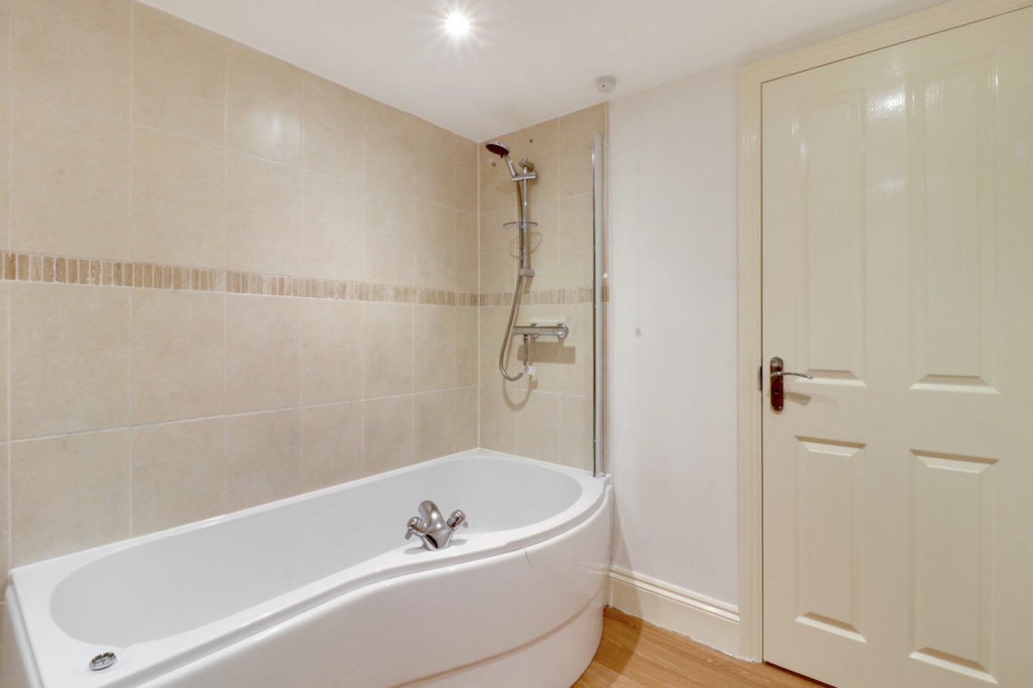 1 bedroom Flat for Letting Waterfront House, Lower Bristol Road