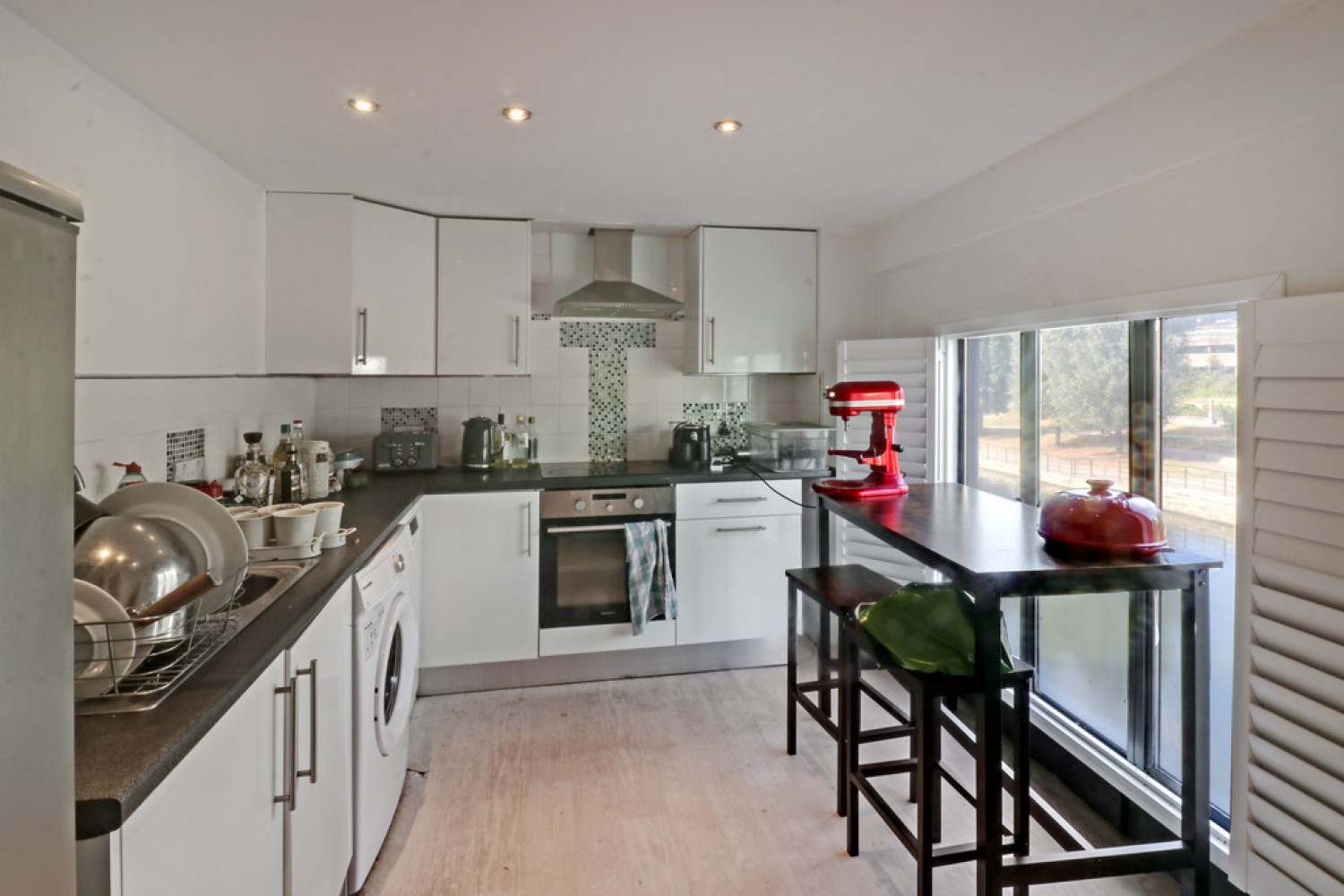 1 bedroom Flat for Letting Waterfront House, Lower Bristol Road