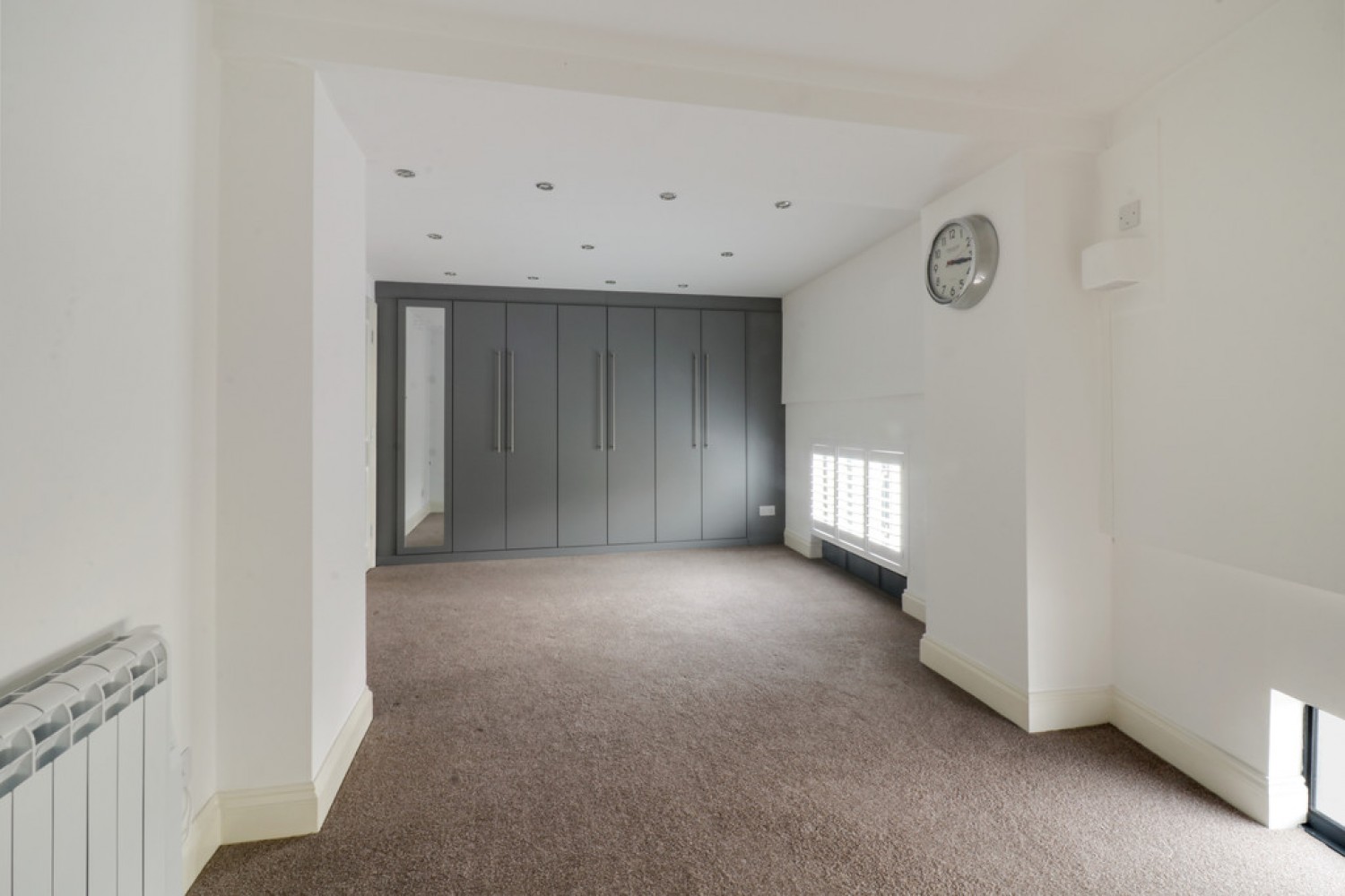 1 bedroom Flat for Letting Waterfront House, Lower Bristol Road