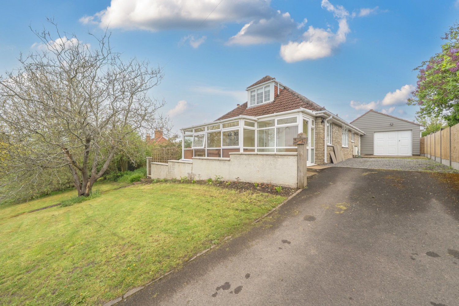 3 bedroom Bungalow for Sale North Stoke , Bath