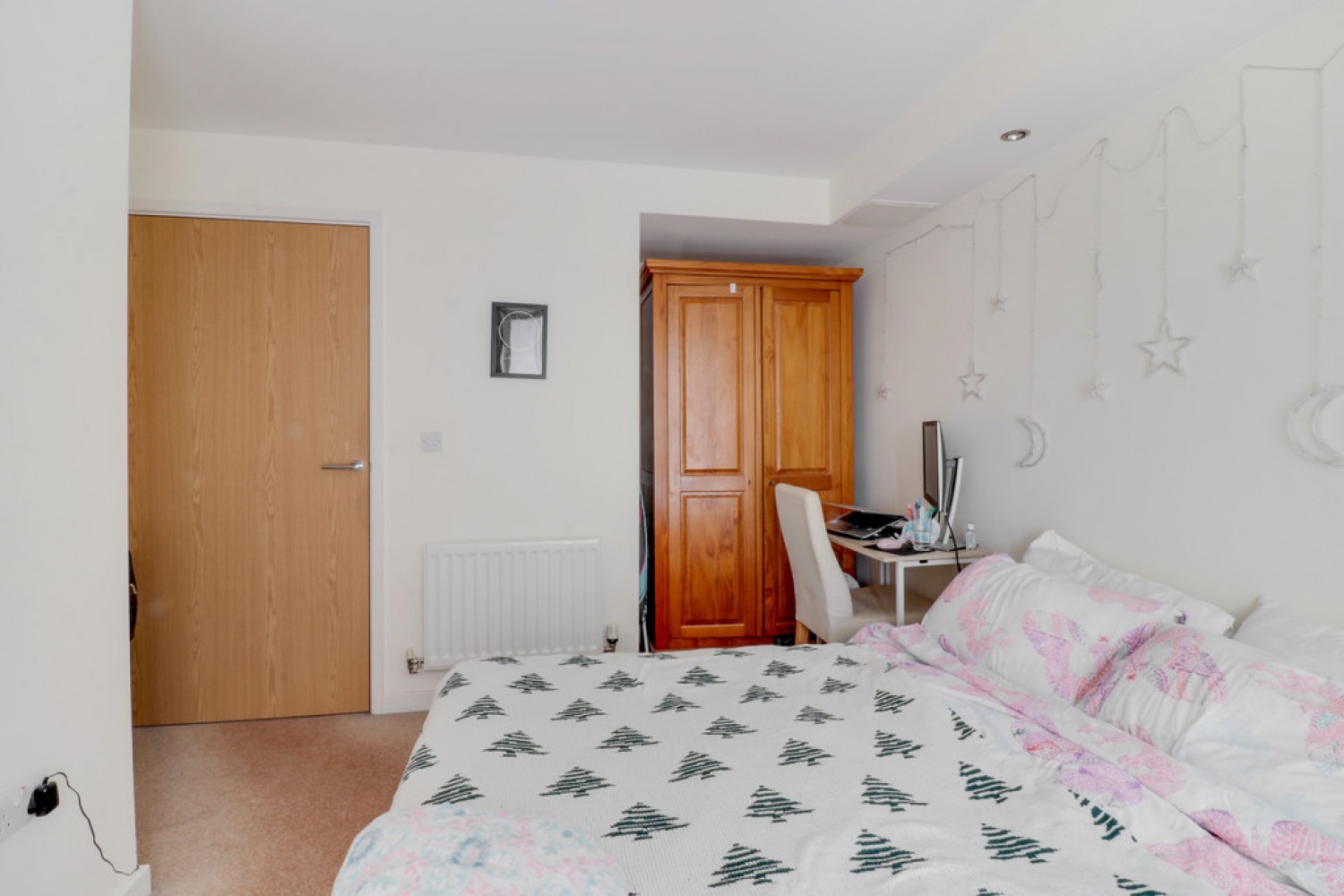 1 bedroom Flat for Letting The Crescent, Harbourside, Bristol