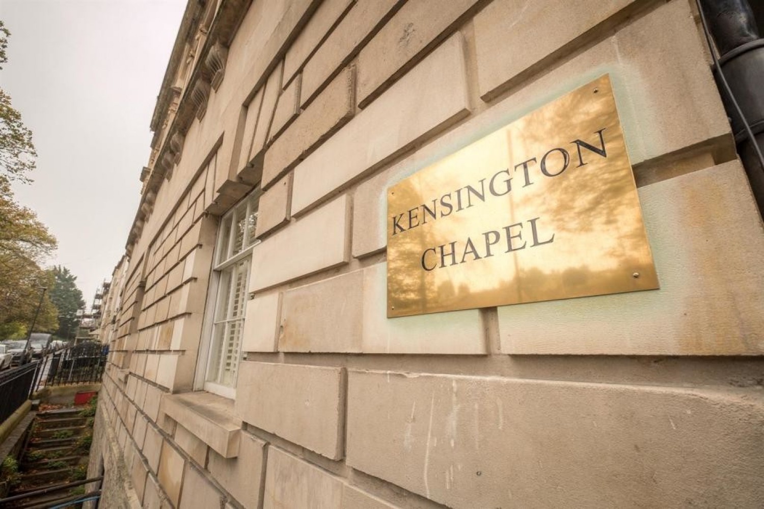 Kensington Chapel, Kensington Place