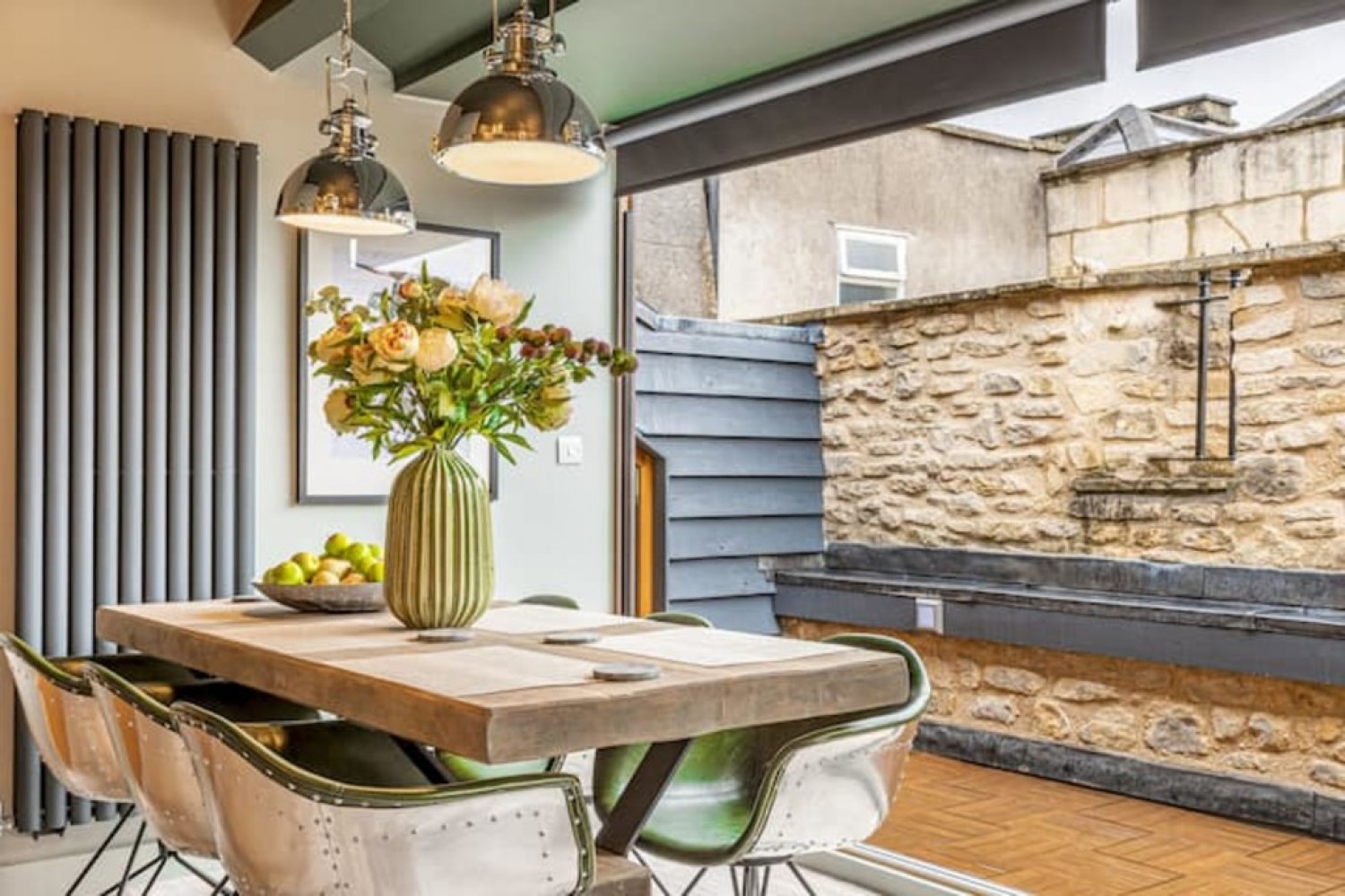 Kensington Chapel, Kensington Place