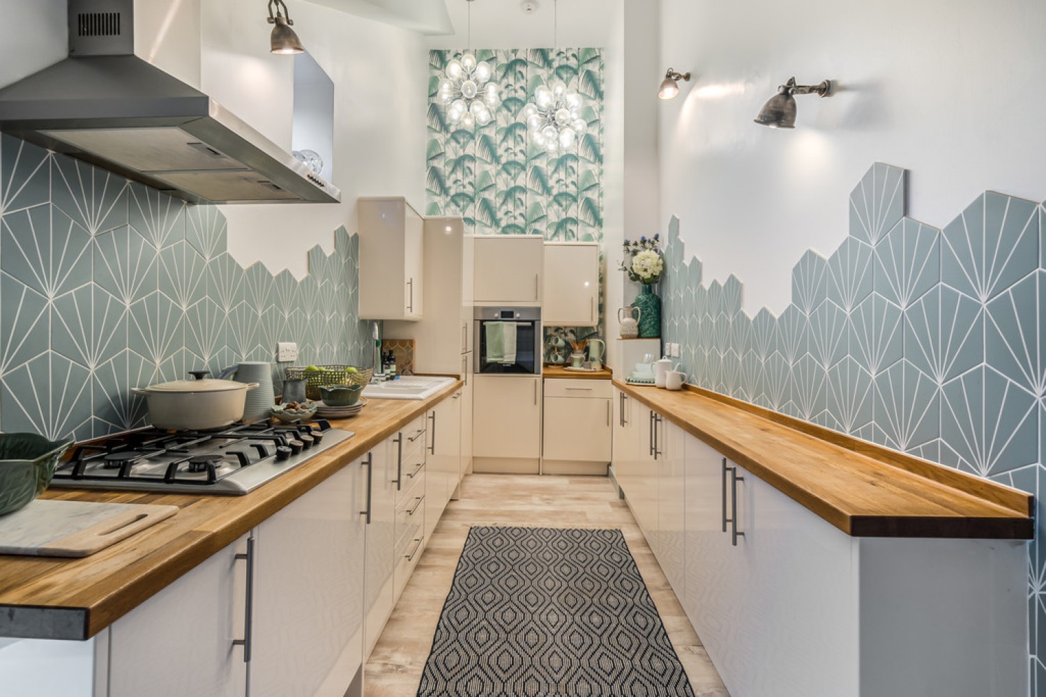 Kensington Chapel, Kensington Place