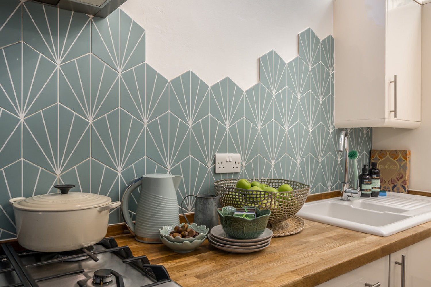 Kensington Chapel, Kensington Place