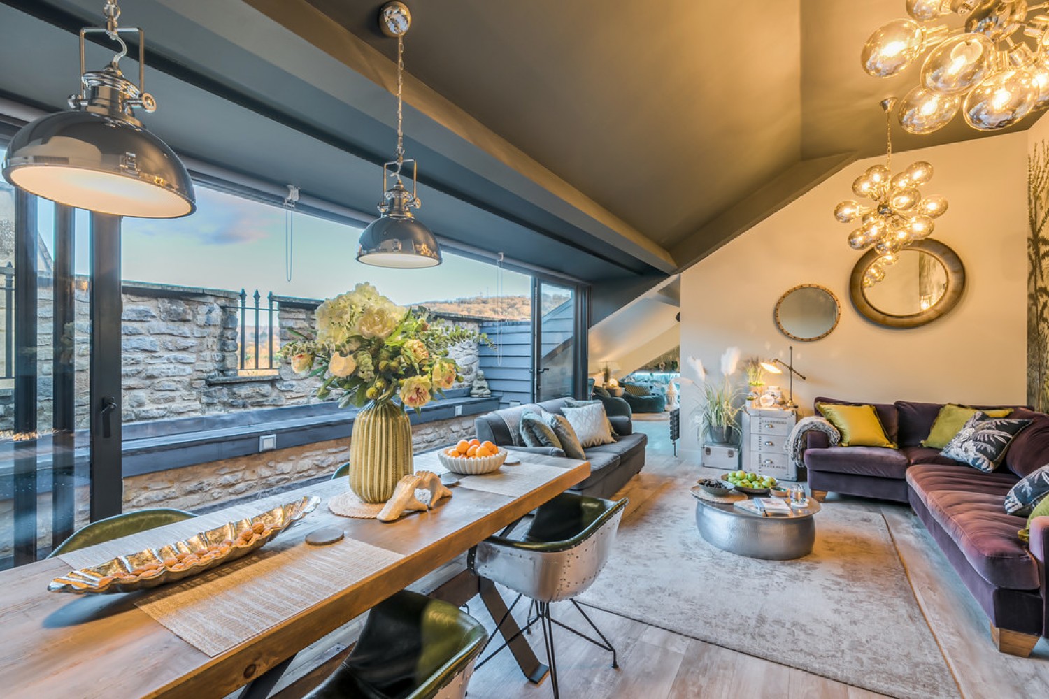 Kensington Chapel, Kensington Place