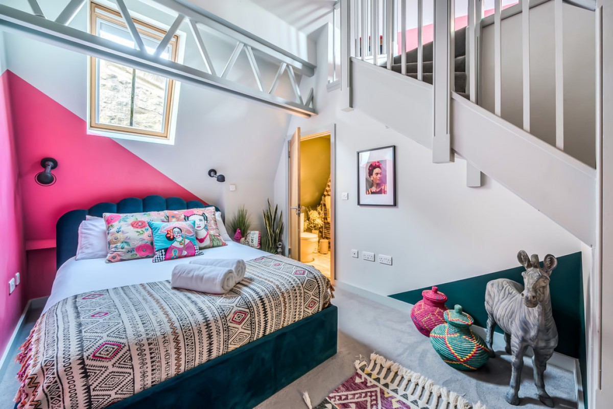 Kensington Chapel, Kensington Place