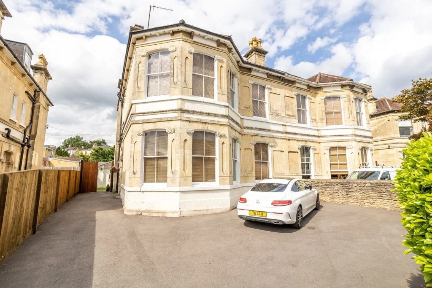 1 bedroom Flat for Letting Newbridge Road, Bath