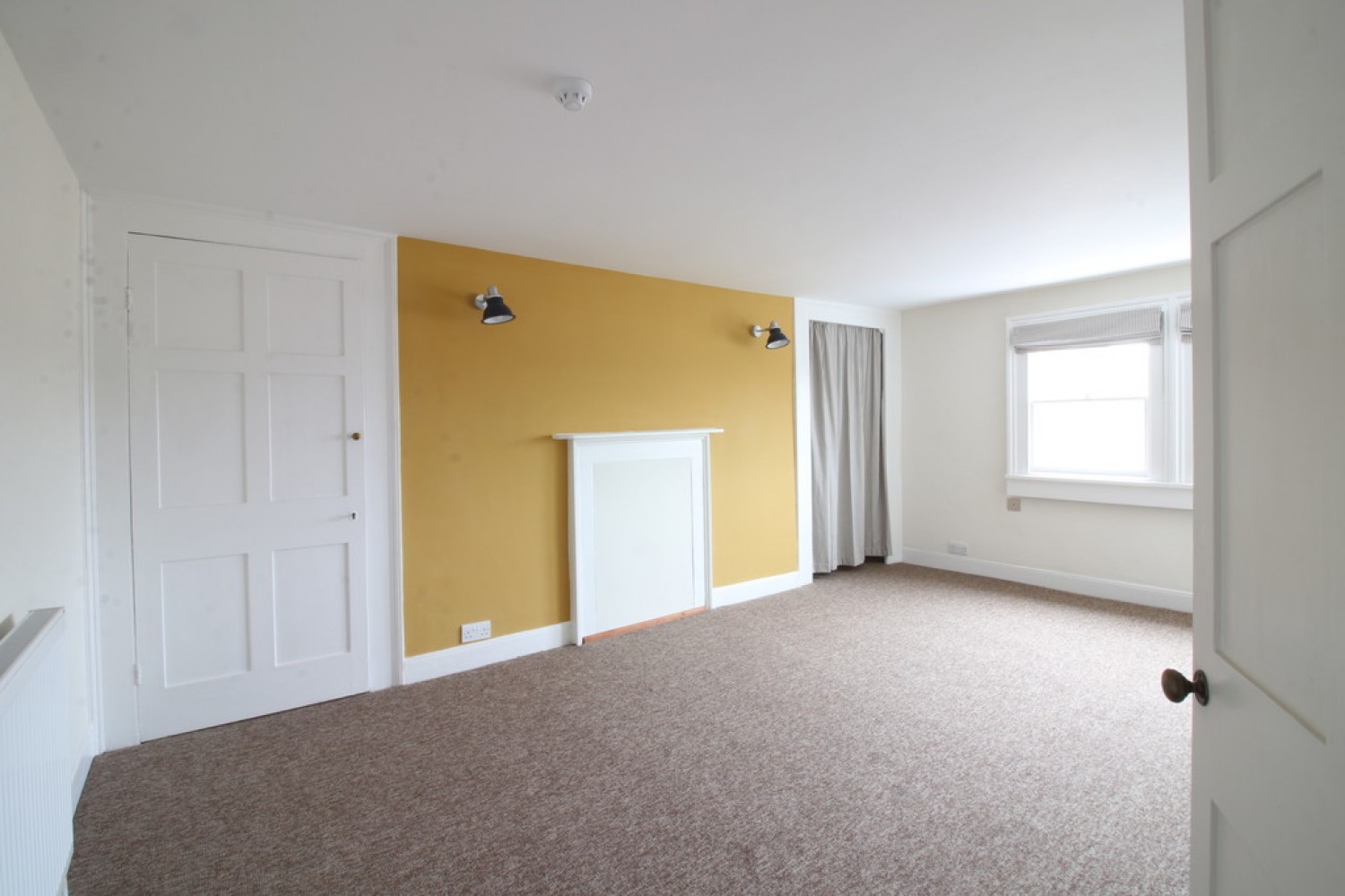 1 bedroom Flat in Cleveland Place West, Bath