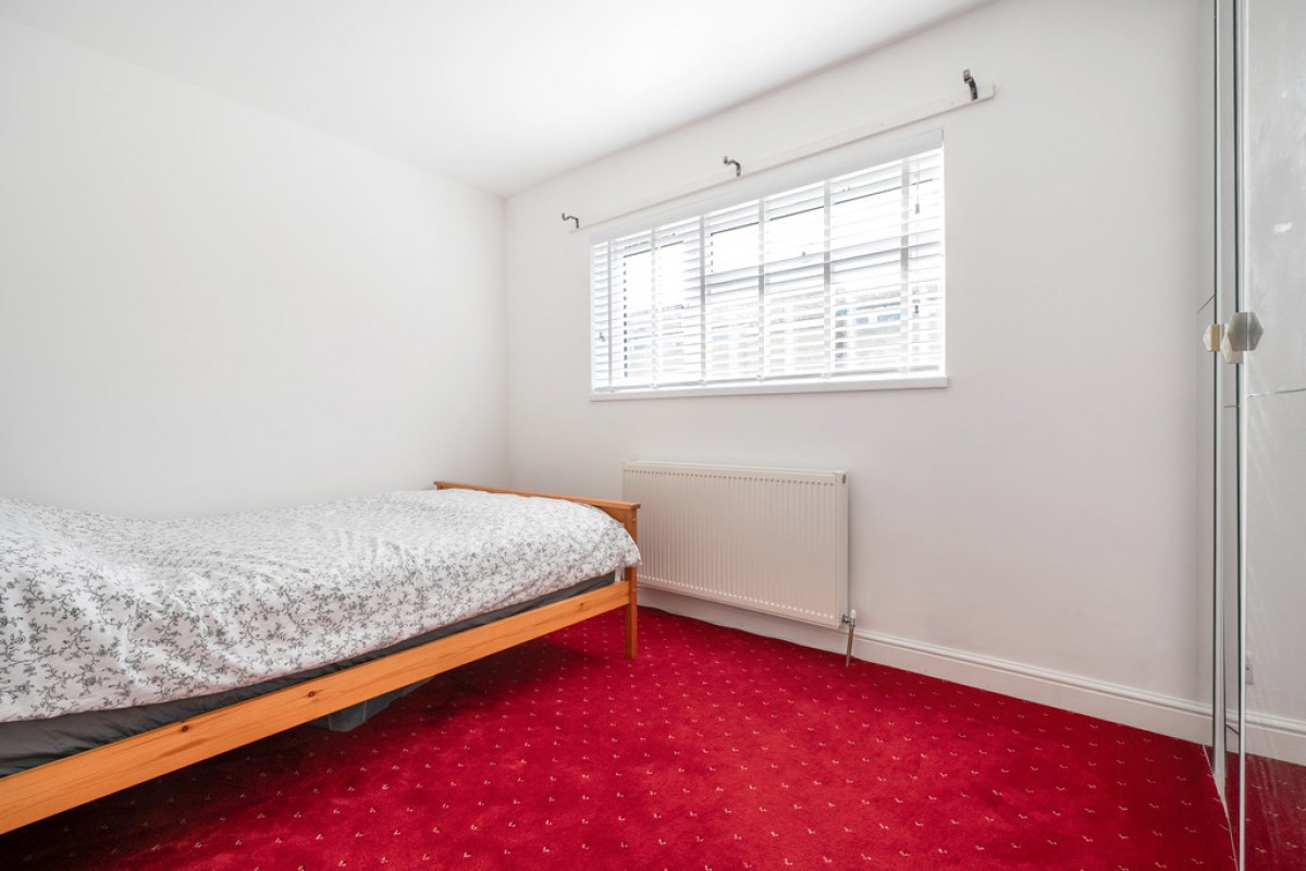 Loxton Drive, Bath