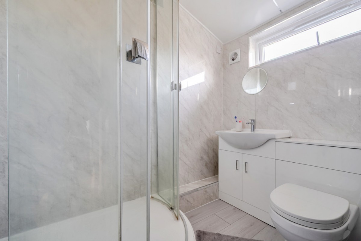 Loxton Drive, Bath