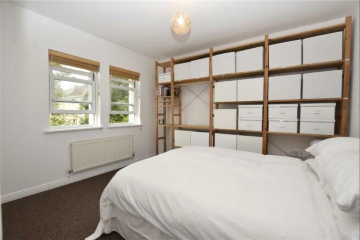 Avondale Court, Bath