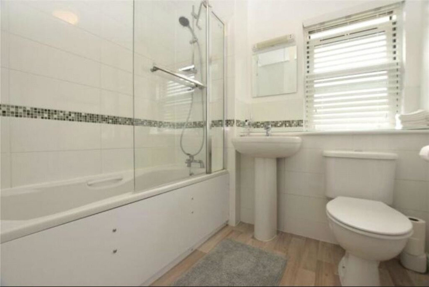 3 bedroom House for Letting Avondale Court, Bath