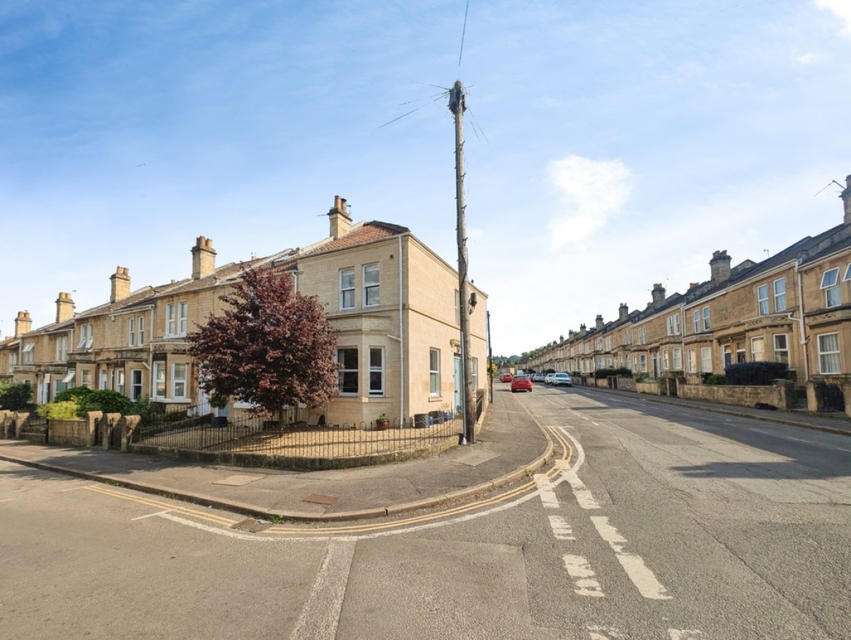 Lyndhurst Road, Bath