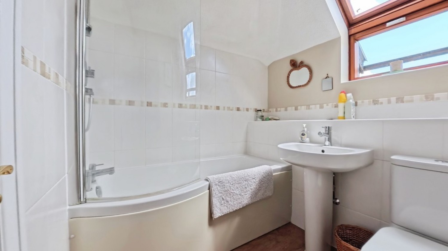 2 bedroom House for Sale Weston, Bath, BANES