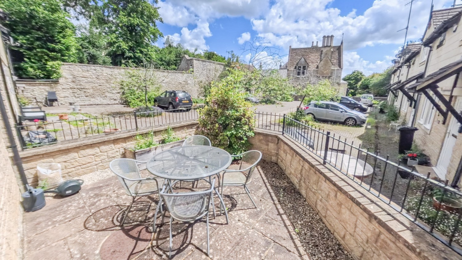 2 bedroom House for Sale Weston, Bath, BANES