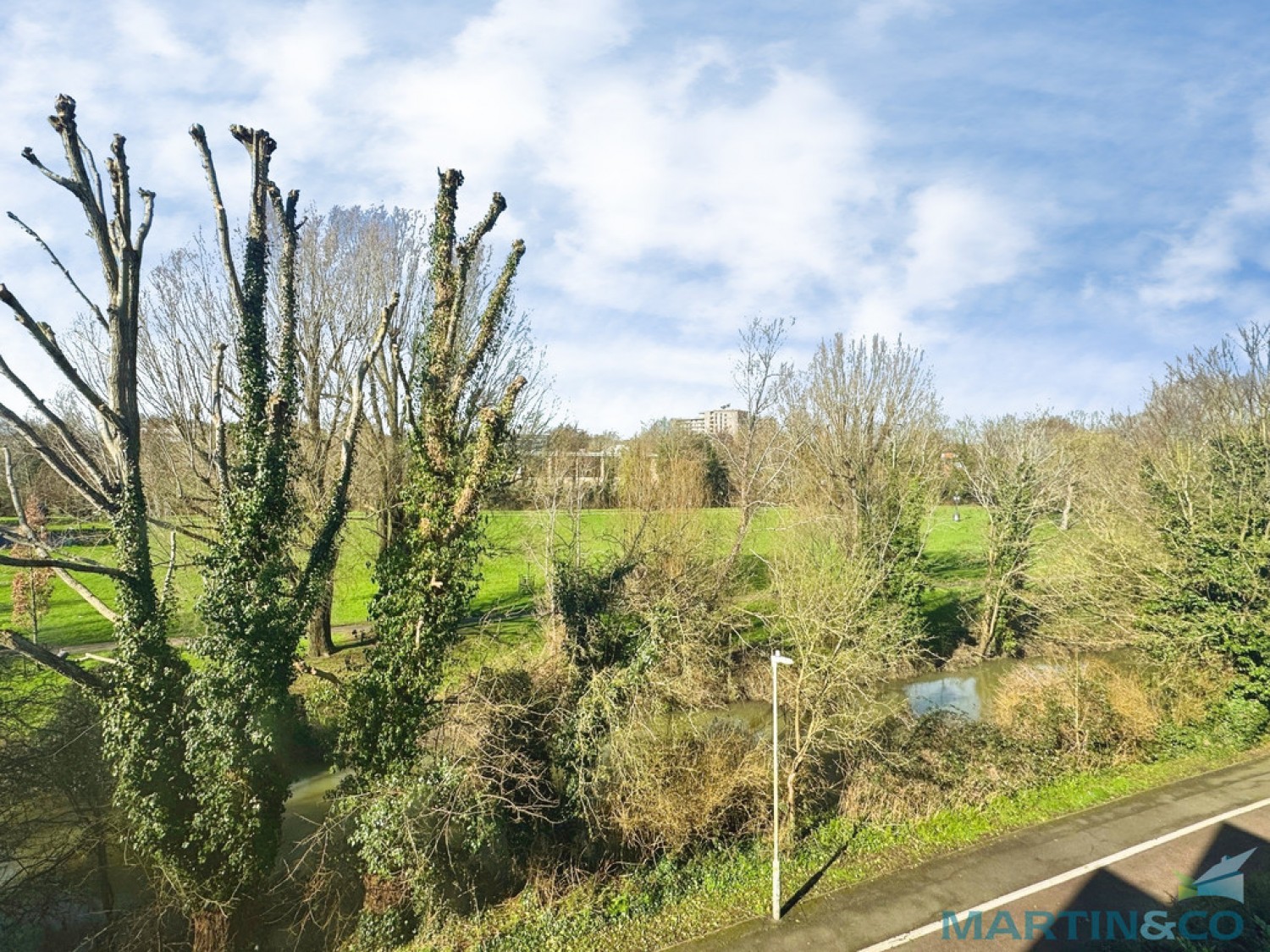 3 bedroom House for Letting Mill Court, Ashford