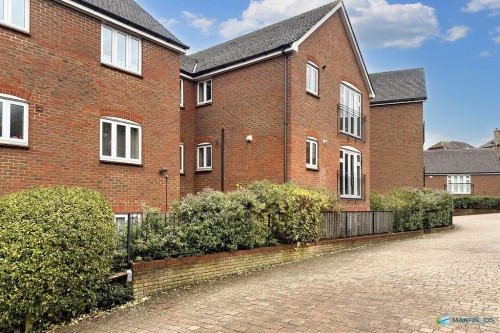 Running Foxes Lane, Singleton