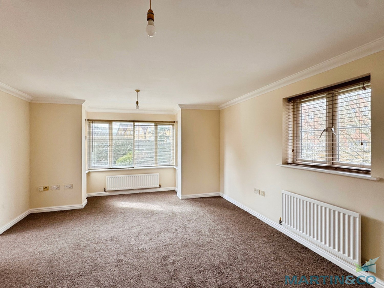 2 bedroom Flat for Letting Hedgers Way, Kingsnorth, Ashford