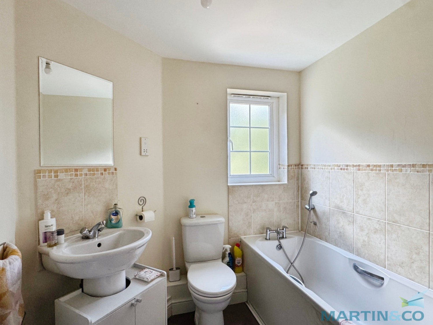 2 bedroom Flat for Letting Tunbridge Way, Singleton Hill