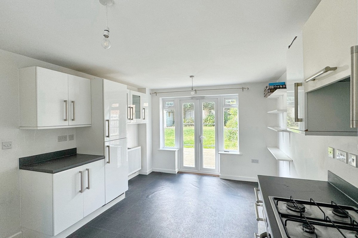 Emmetts Close, Bridgefield