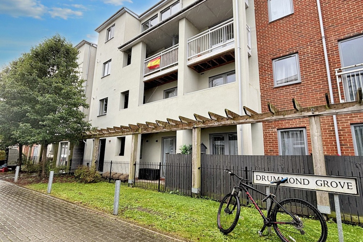 Drummond Grove, Ashford