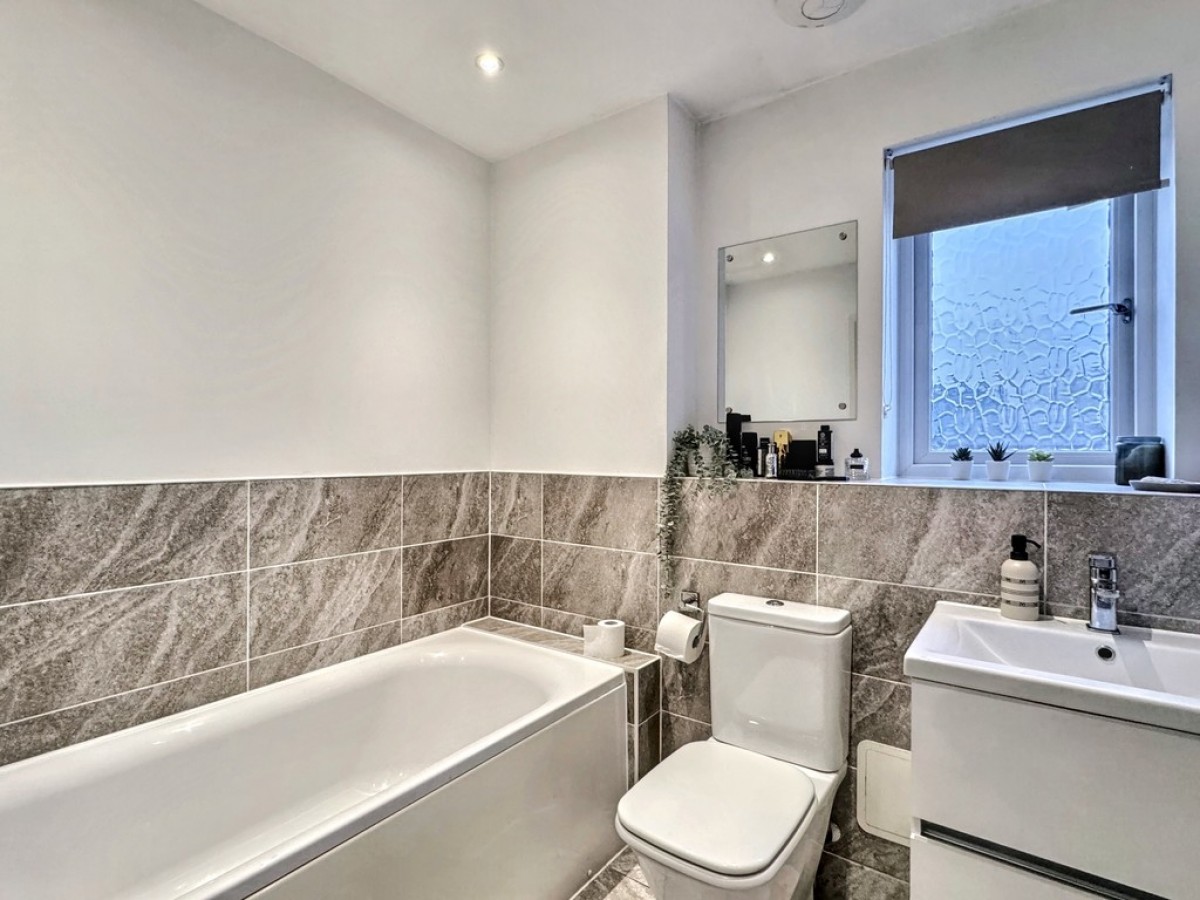 Campion Close, Ashford