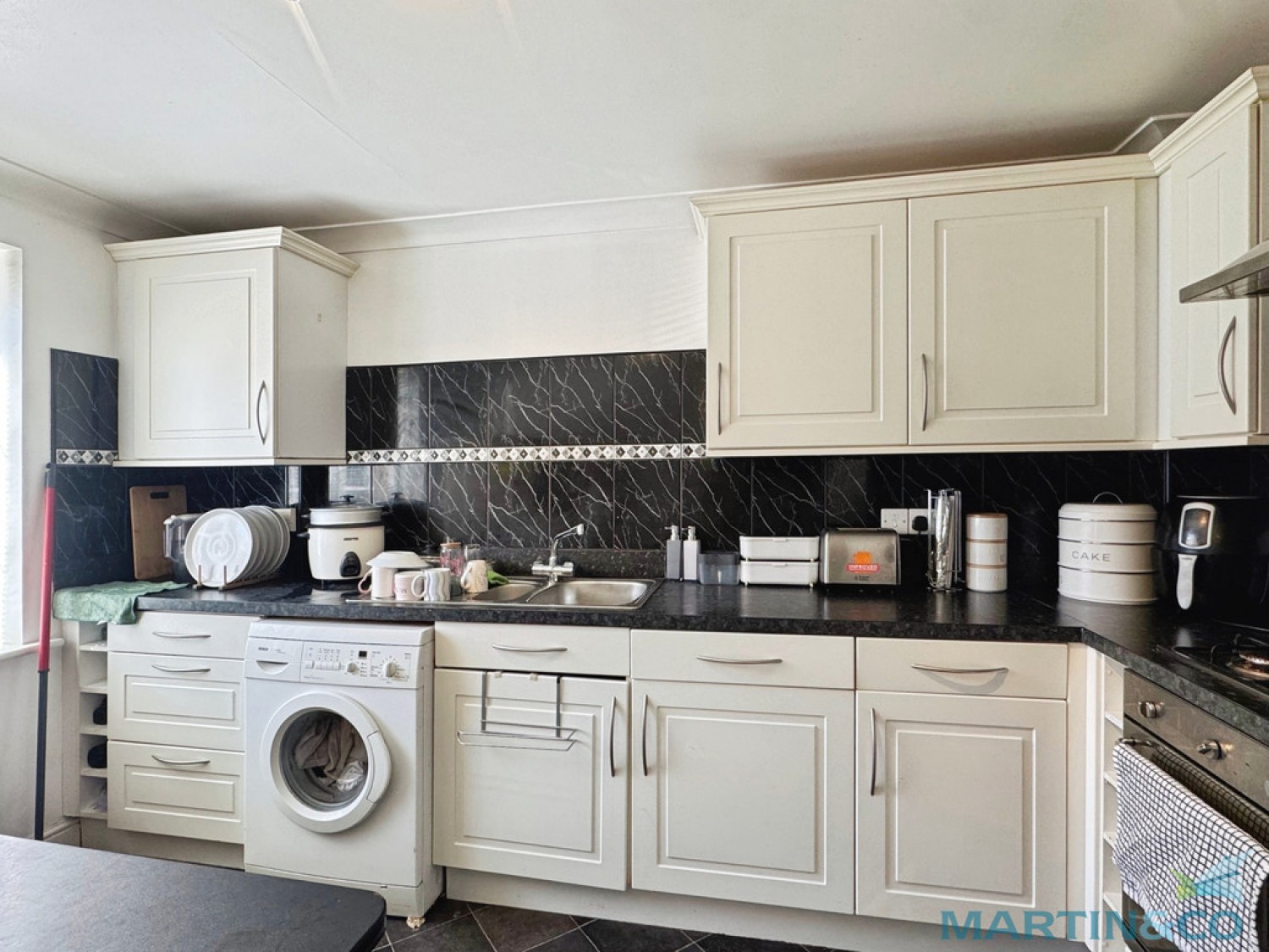 3 bedroom House for Letting Swaffer Way, Singleton Hill, Ashford