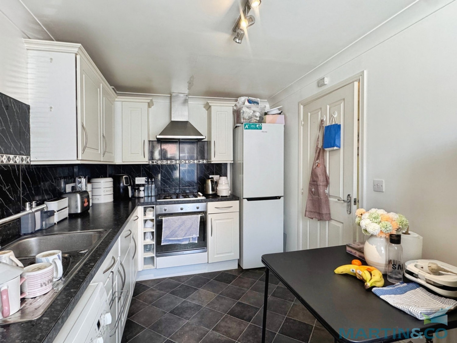 3 bedroom House for Letting Swaffer Way, Singleton Hill, Ashford