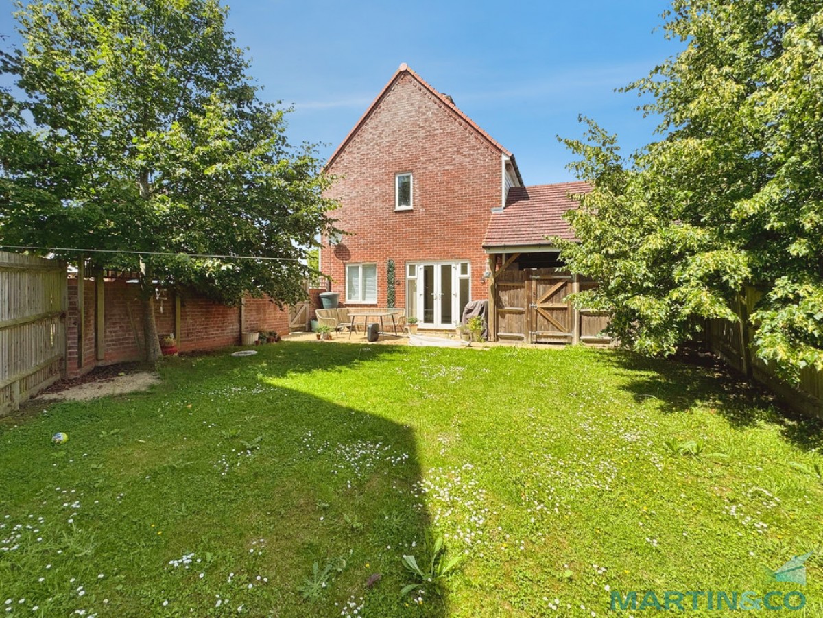 Harry Saunders Lane, Repton Park, Ashford