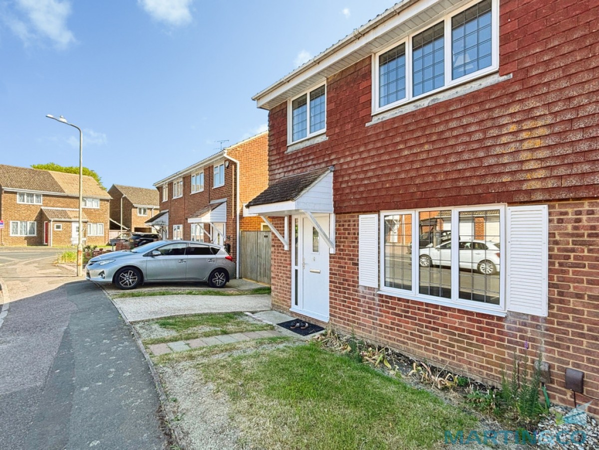 Luckhurst Road , Willesborough