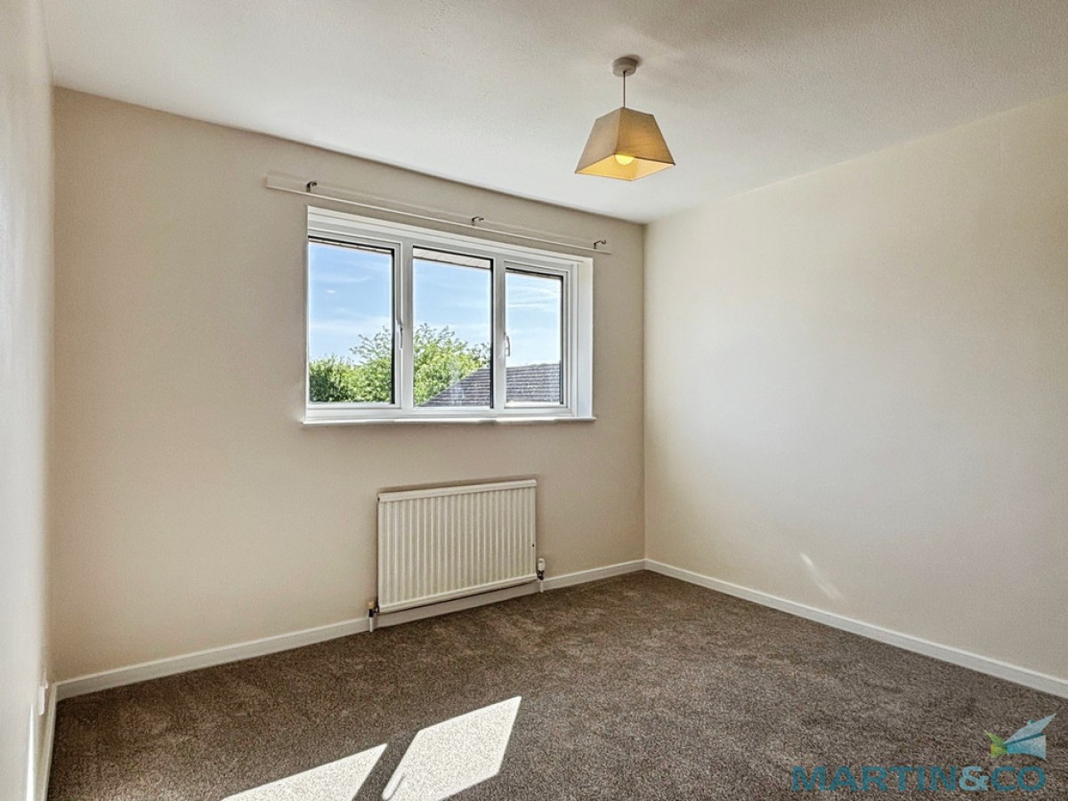 Luckhurst Road , Willesborough