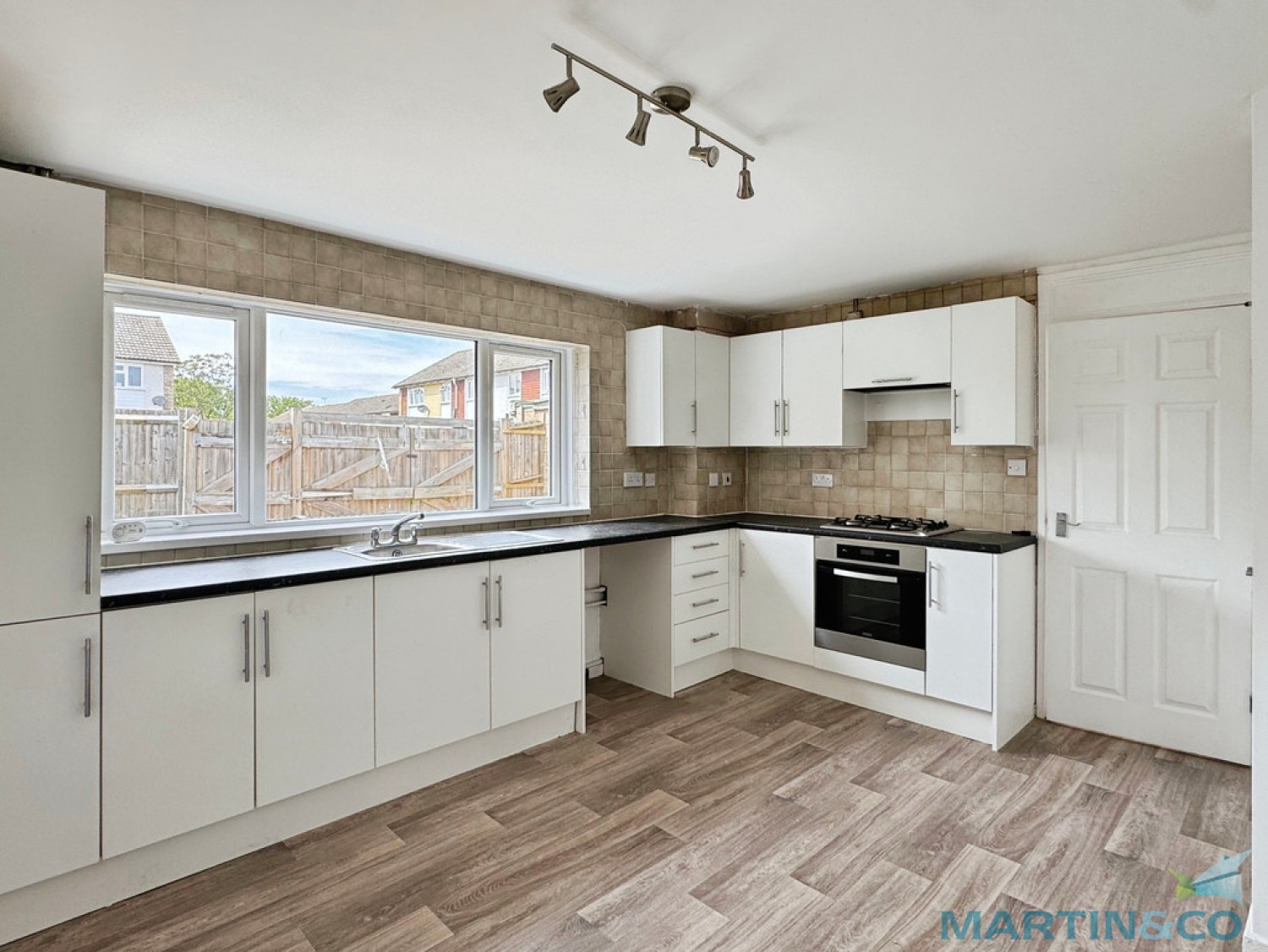 3 bedroom House for Letting Speldhurst Close, Ashford