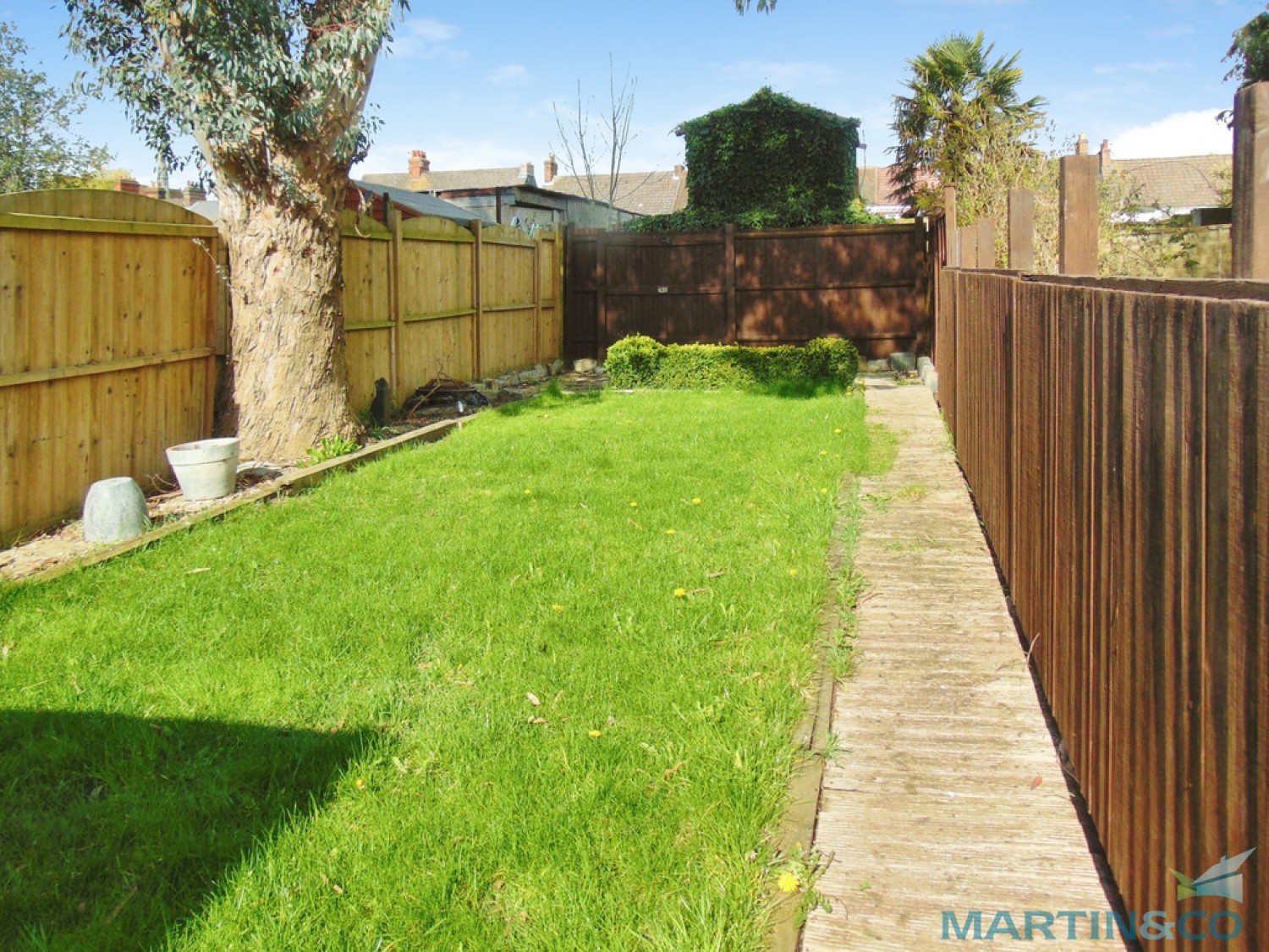 2 bedroom House for Letting Lower Denmark Road, Ashford